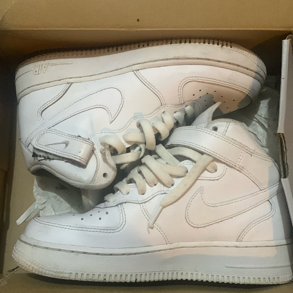 Nike white high top Air Force 1
